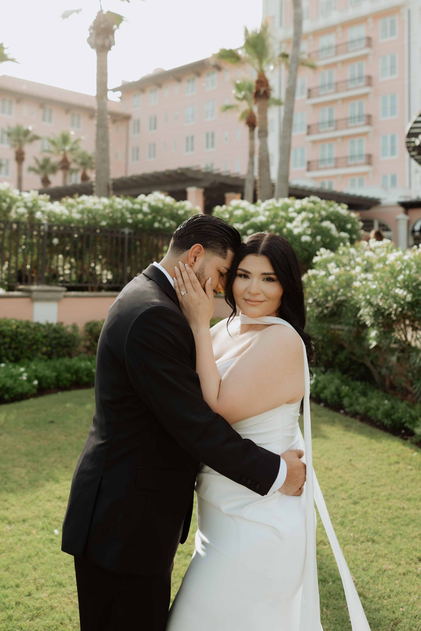 engagement photos at the grand galvez hotel, Galveston wedding photographer
