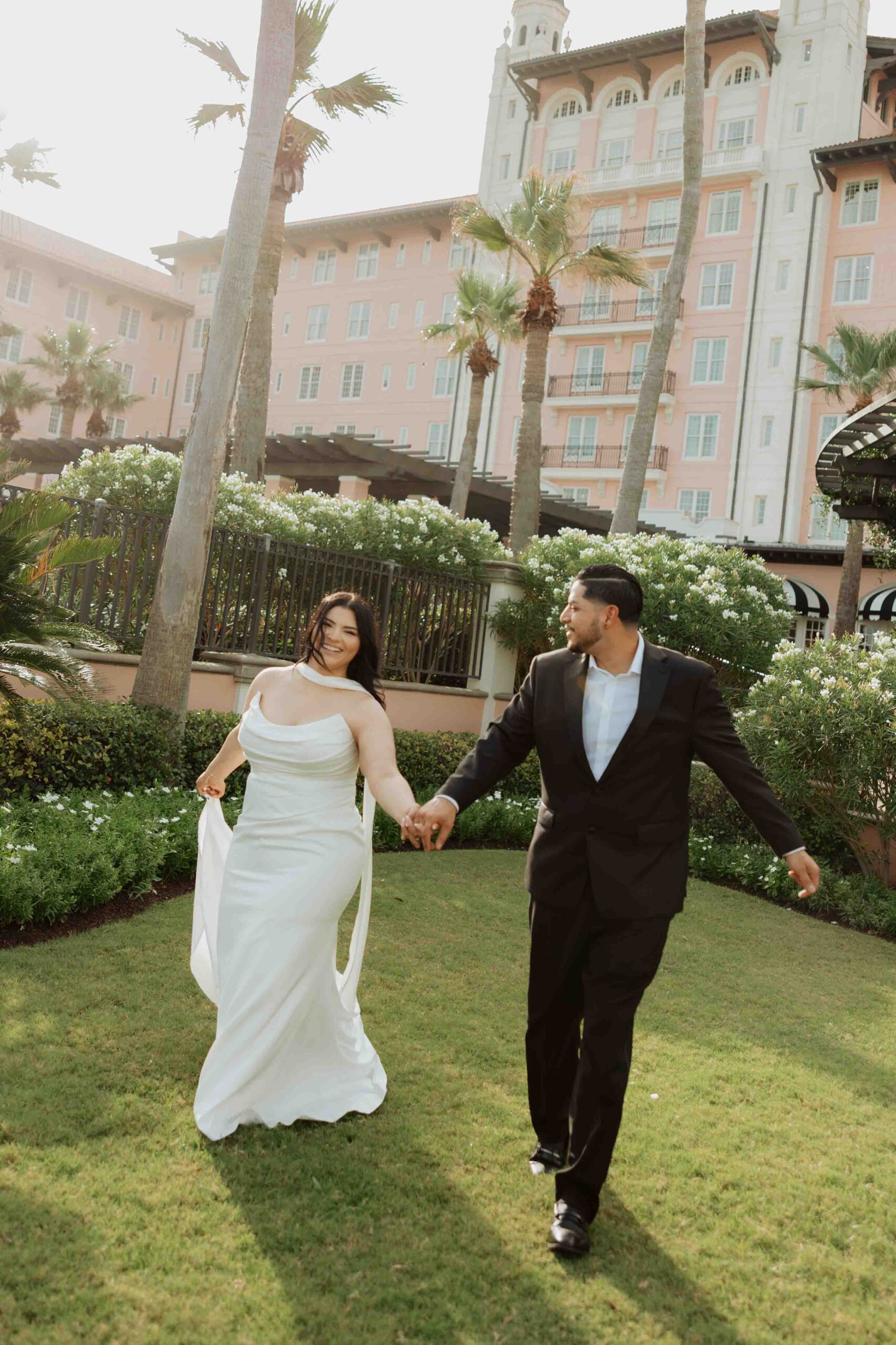 engagement photos at the grand galvez hotel, Galveston wedding photographer