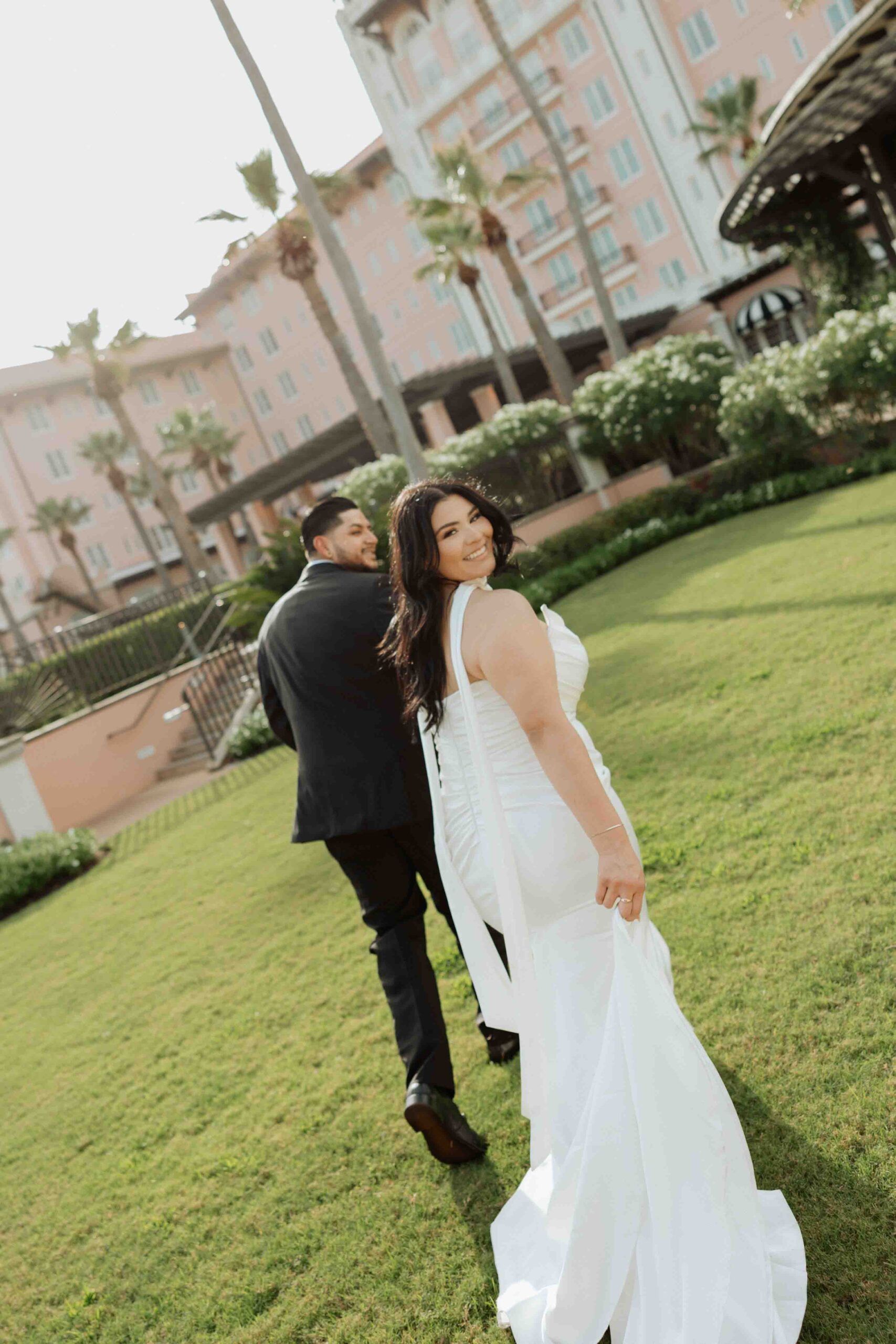 engagement photos at the grand galvez hotel, Galveston wedding photographer