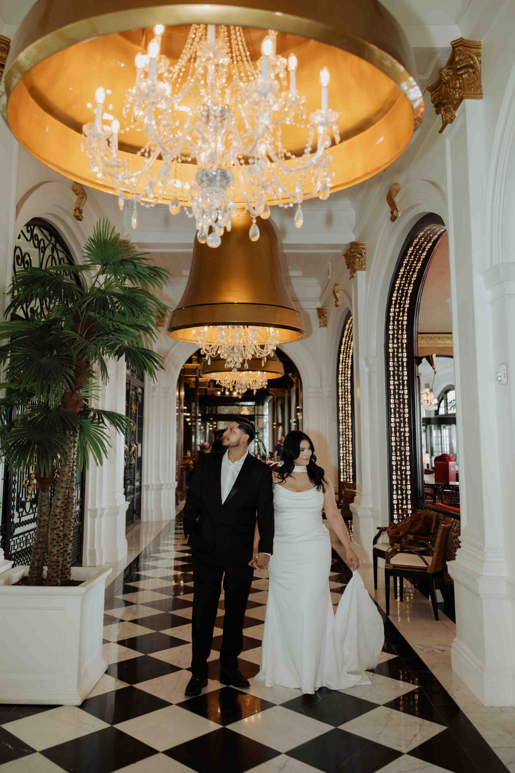 engagement photos at the grand galvez hotel, Galveston wedding photographer