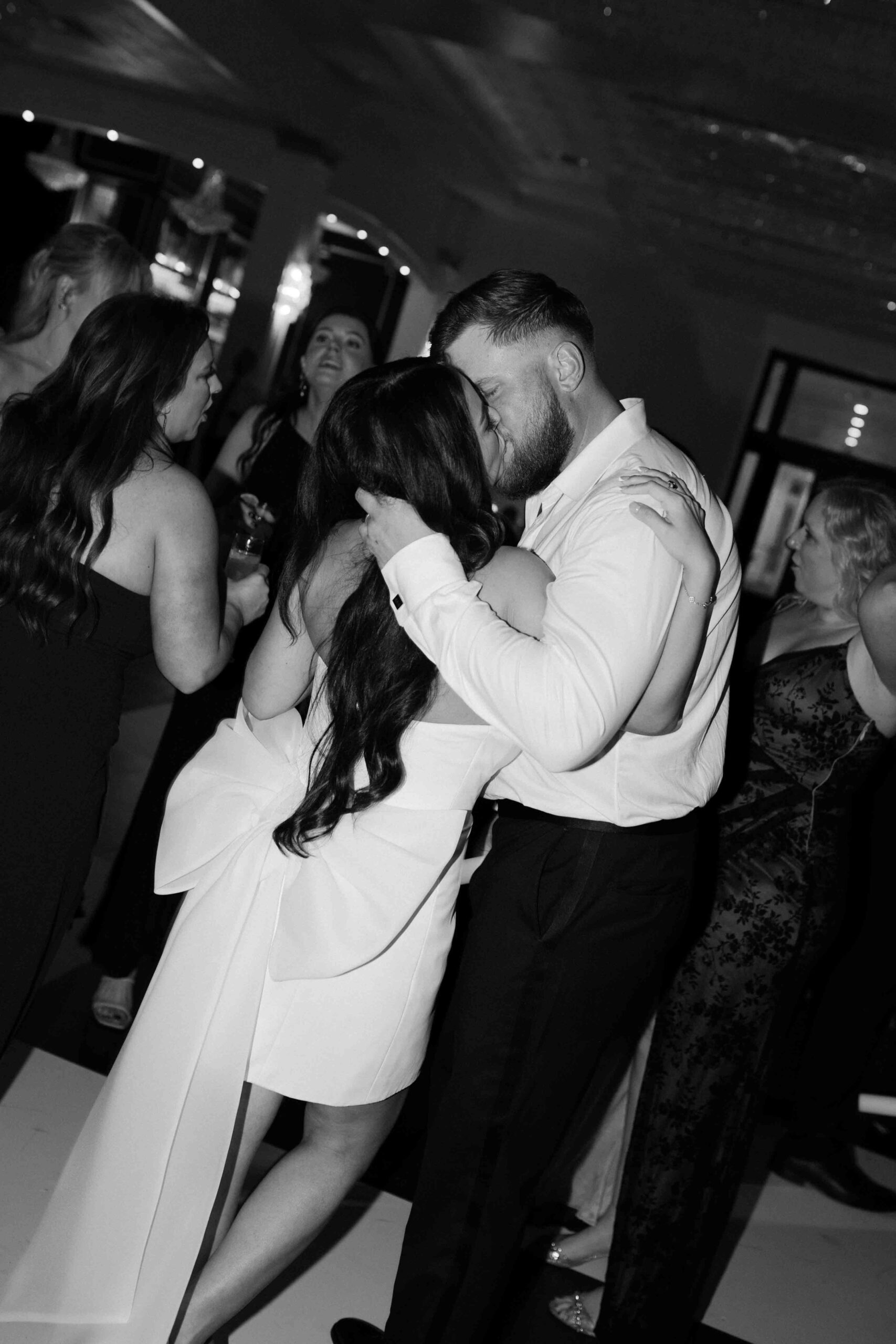 reception at Sandlewood Manor houston wedding photographer