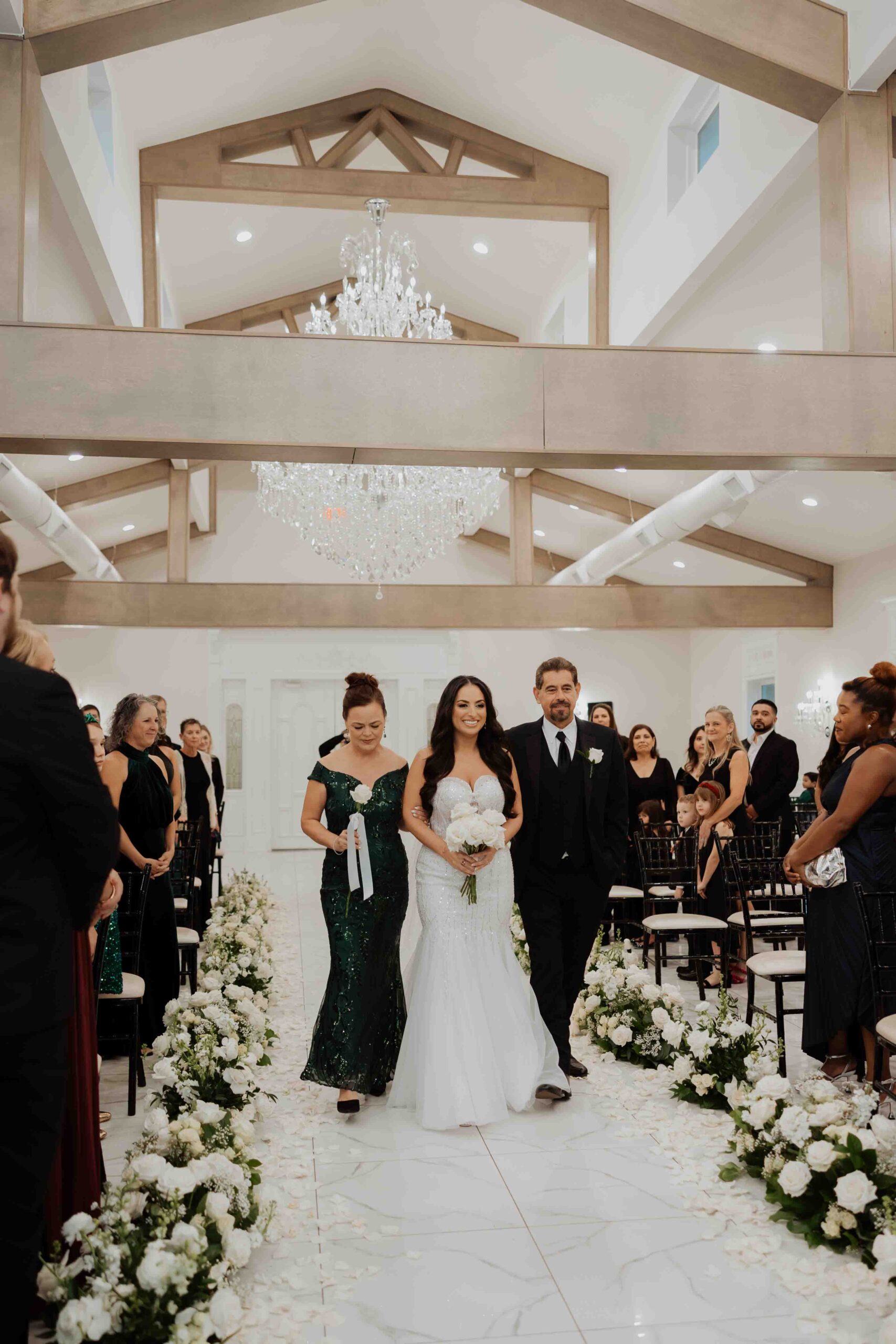 Ceremony at Sandlewood Manor houston wedding photographer