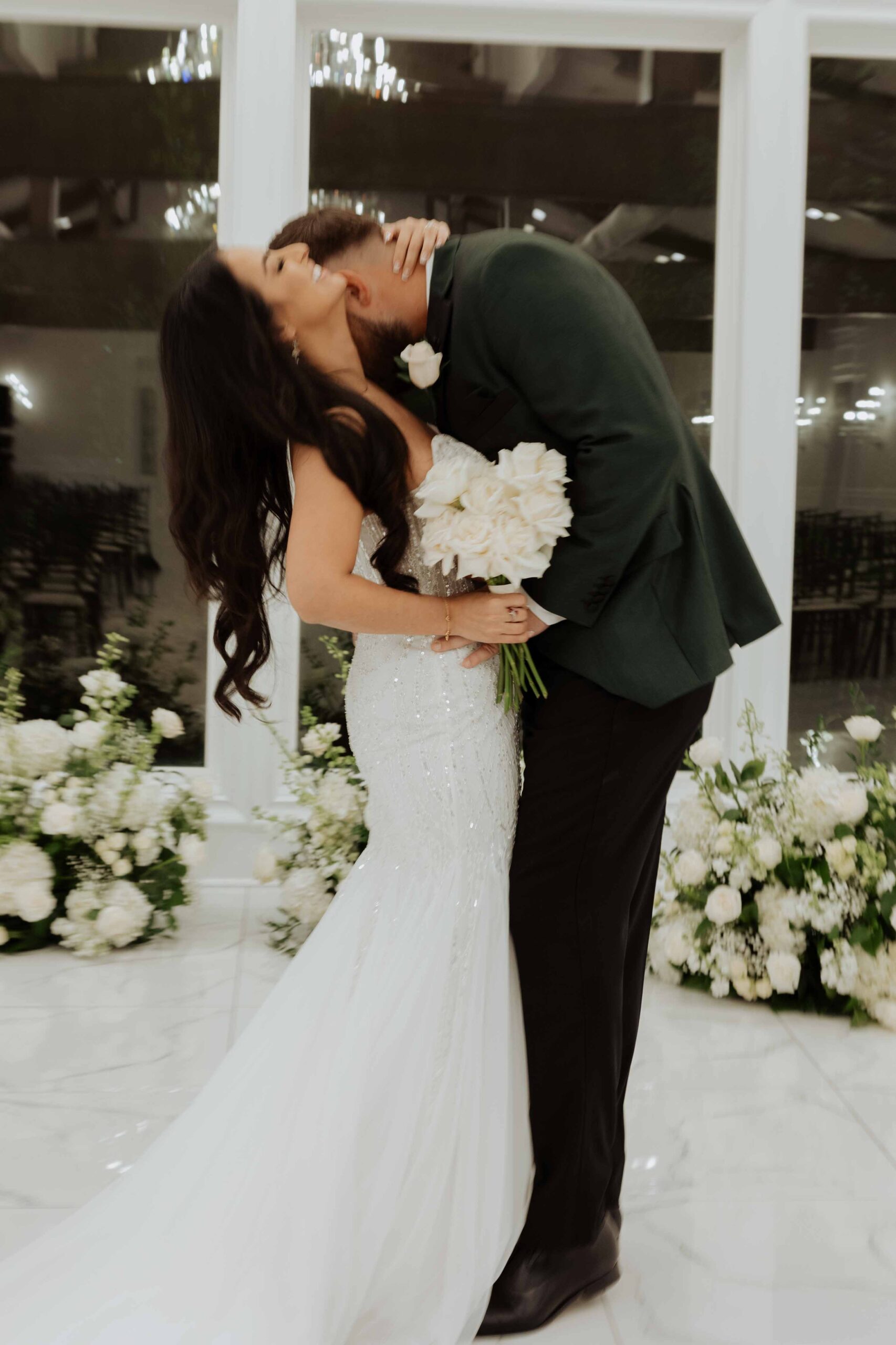 Ceremony at Sandlewood Manor houston wedding photographer