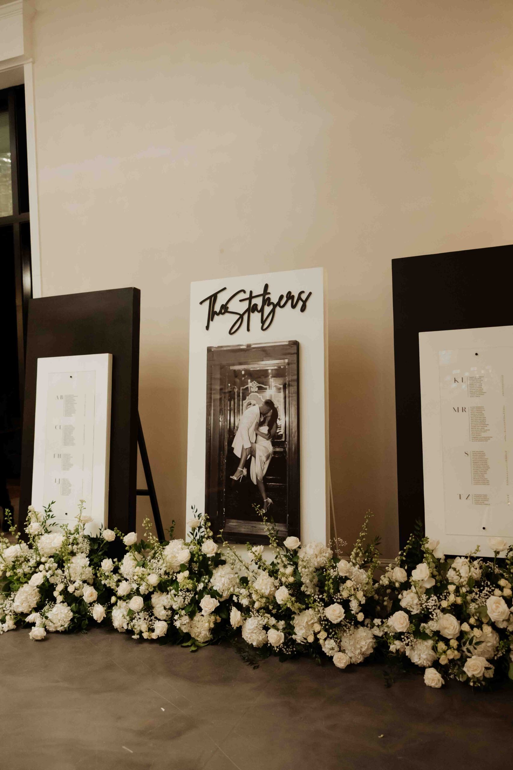 reception at Sandlewood Manor houston wedding photographer