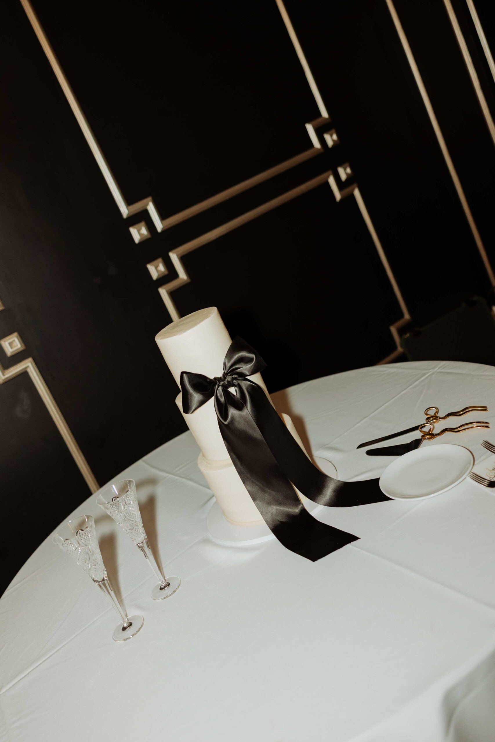 reception at Sandlewood Manor houston wedding photographer