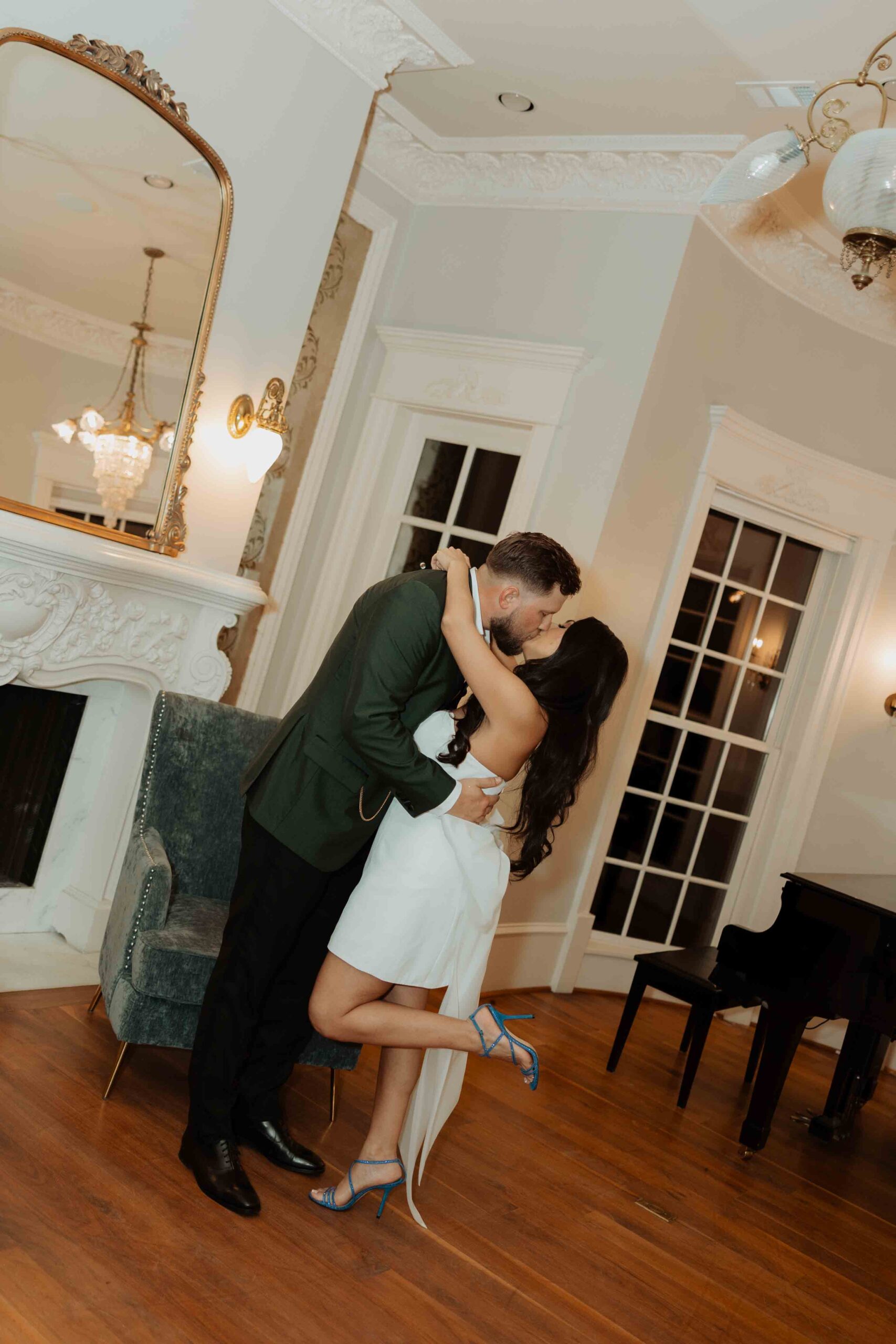 reception at Sandlewood Manor houston wedding photographer